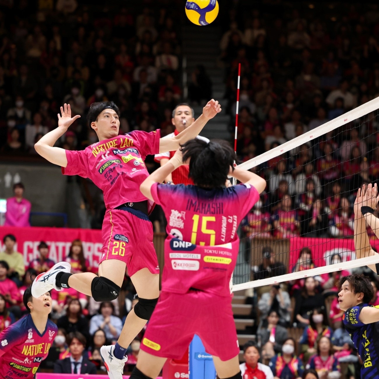 亨利：我和温格瓜帅都有过矛盾但没公开，萨拉赫应维护俱乐部